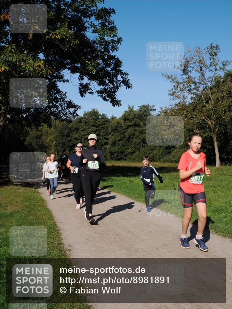 28.09.2025 - 33. Volkslauf durch das schöne Alstertal Fabian Wolf http://msf.ph/oto/8981891 28.09.2025 10:40:44 Laufen  meine-sportfotos.de