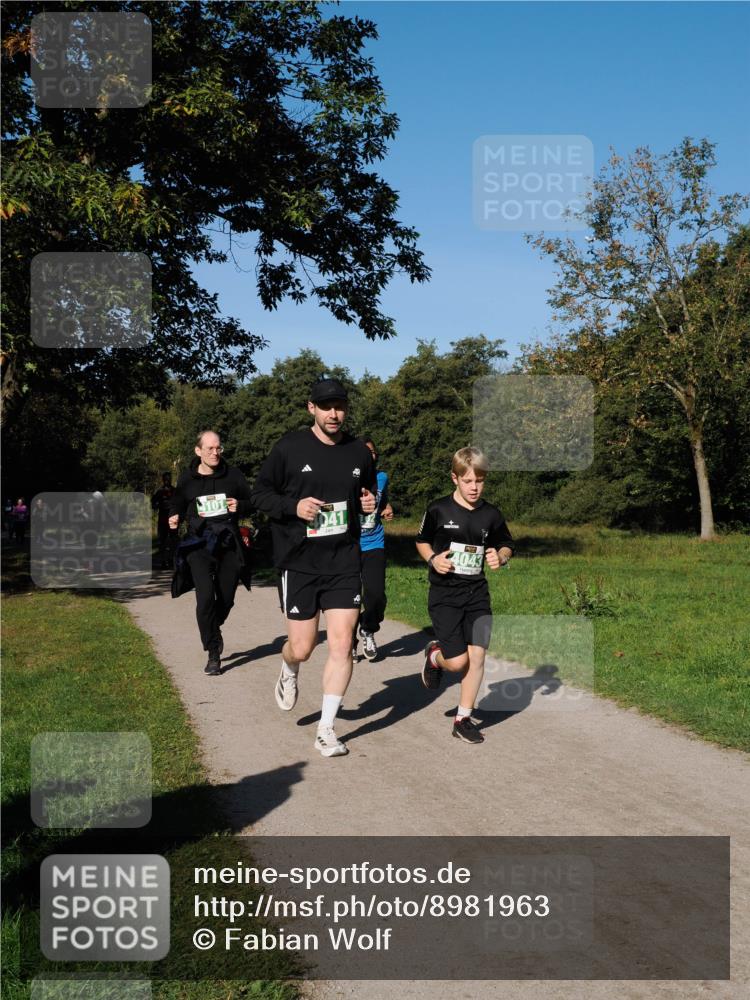 28.09.2025 - 33. Volkslauf durch das schöne Alstertal Fabian Wolf http://msf.ph/oto/8981963 28.09.2025 10:41:04 Laufen 4101, 4043 meine-sportfotos.de
