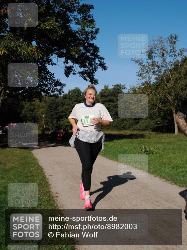 28.09.2025 - 33. Volkslauf durch das schöne Alstertal Fabian Wolf http://msf.ph/oto/8982003 28.09.2025 10:41:11 Laufen 418 meine-sportfotos.de