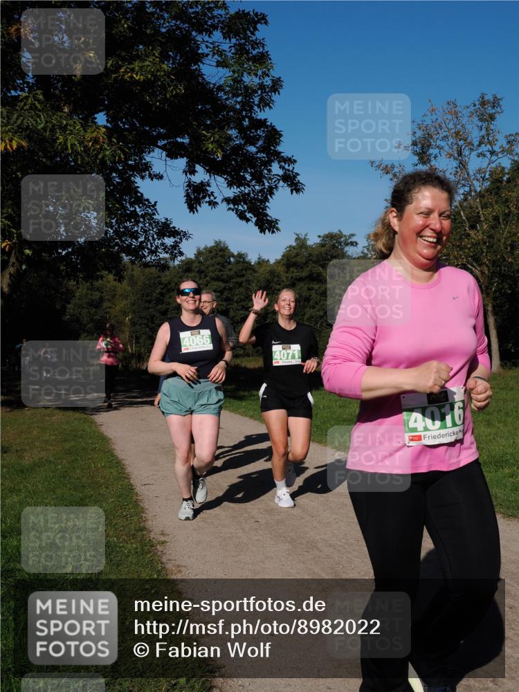 28.09.2025 - 33. Volkslauf durch das schöne Alstertal Fabian Wolf http://msf.ph/oto/8982022 28.09.2025 10:41:22 Laufen 4066, 4071, 14016 meine-sportfotos.de