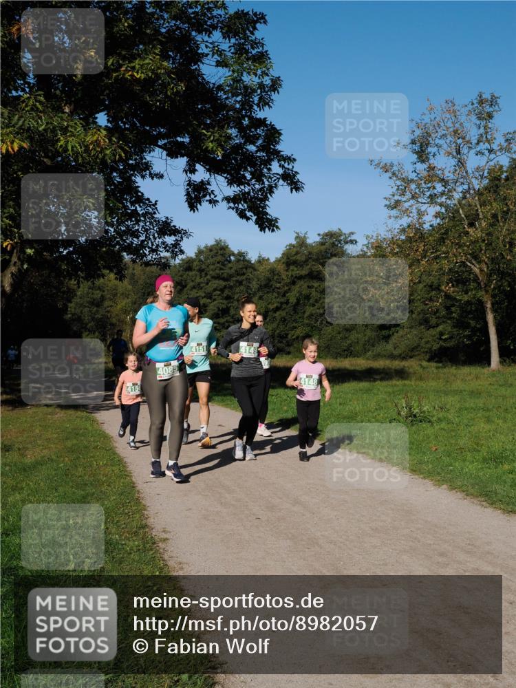 28.09.2025 - 33. Volkslauf durch das schöne Alstertal Fabian Wolf http://msf.ph/oto/8982057 28.09.2025 10:41:39 Laufen 4150, 4085, 4151, 4148 meine-sportfotos.de
