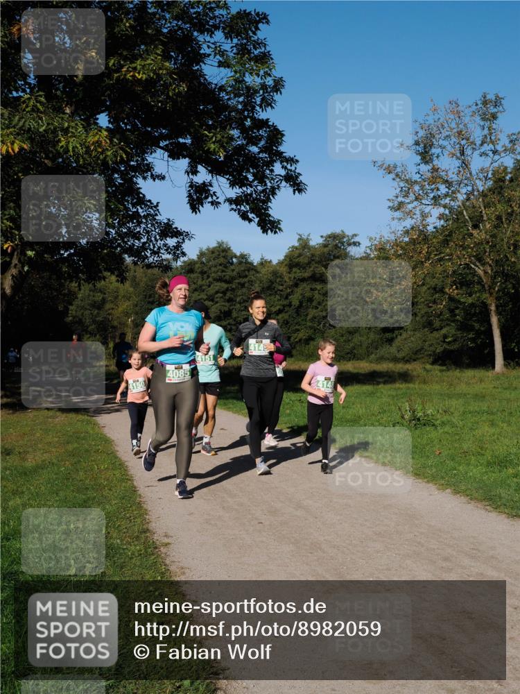 28.09.2025 - 33. Volkslauf durch das schöne Alstertal Fabian Wolf http://msf.ph/oto/8982059 28.09.2025 10:41:40 Laufen 4085, 4150, 414, 4148 meine-sportfotos.de