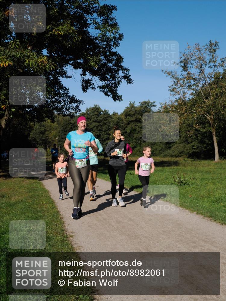 28.09.2025 - 33. Volkslauf durch das schöne Alstertal Fabian Wolf http://msf.ph/oto/8982061 28.09.2025 10:41:40 Laufen 4150, 4085, 151, 149, 4148 meine-sportfotos.de