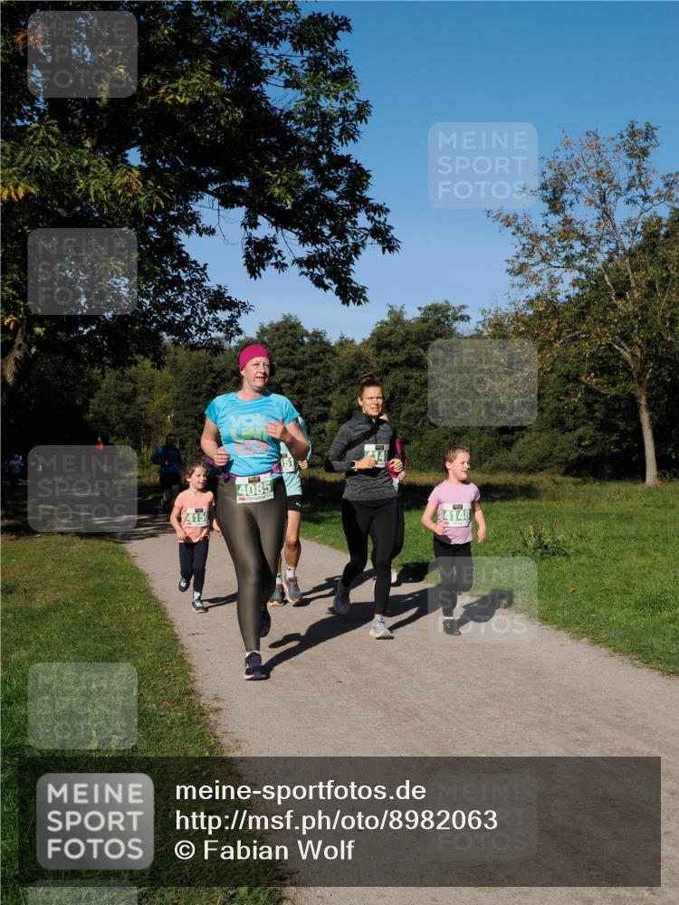 28.09.2025 - 33. Volkslauf durch das schöne Alstertal Fabian Wolf http://msf.ph/oto/8982063 28.09.2025 10:41:40 Laufen 4150, 4085, 24148 meine-sportfotos.de