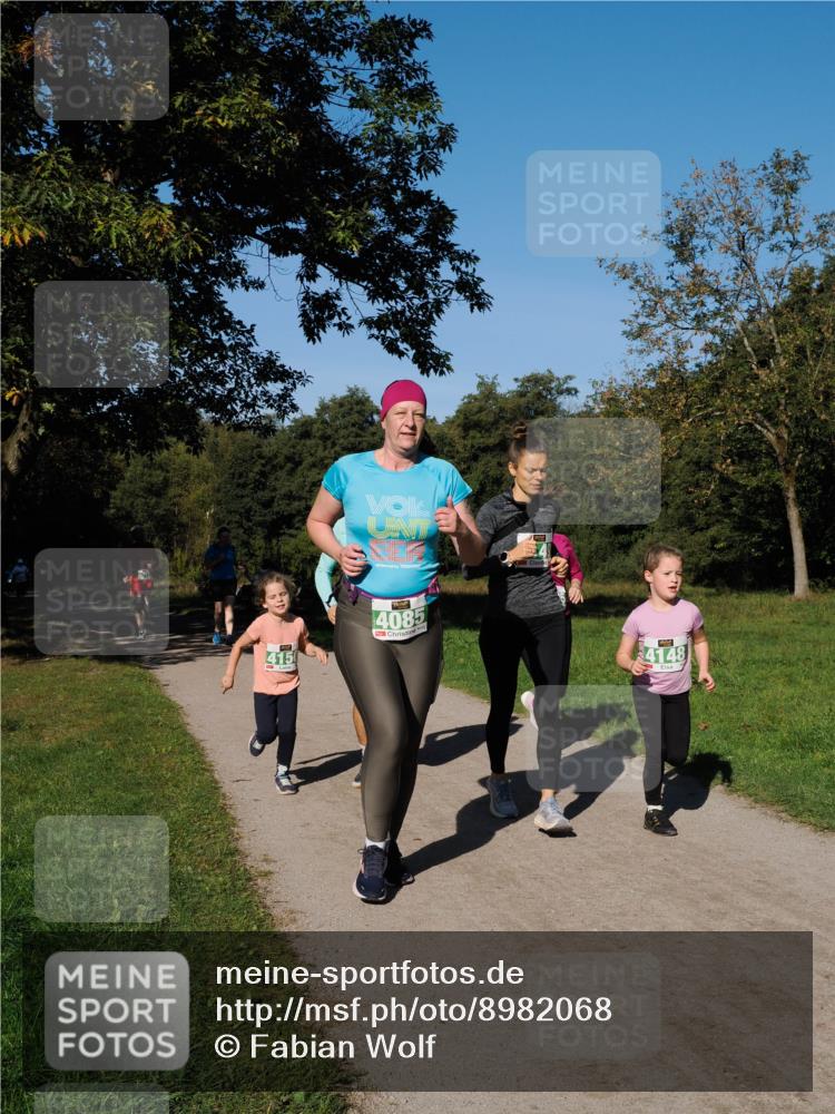 28.09.2025 - 33. Volkslauf durch das schöne Alstertal Fabian Wolf http://msf.ph/oto/8982068 28.09.2025 10:41:41 Laufen 4150, 4085, 4148 meine-sportfotos.de