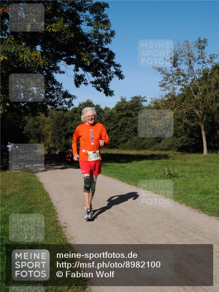 28.09.2025 - 33. Volkslauf durch das schöne Alstertal Fabian Wolf http://msf.ph/oto/8982100 28.09.2025 10:41:48 Laufen 4011 meine-sportfotos.de