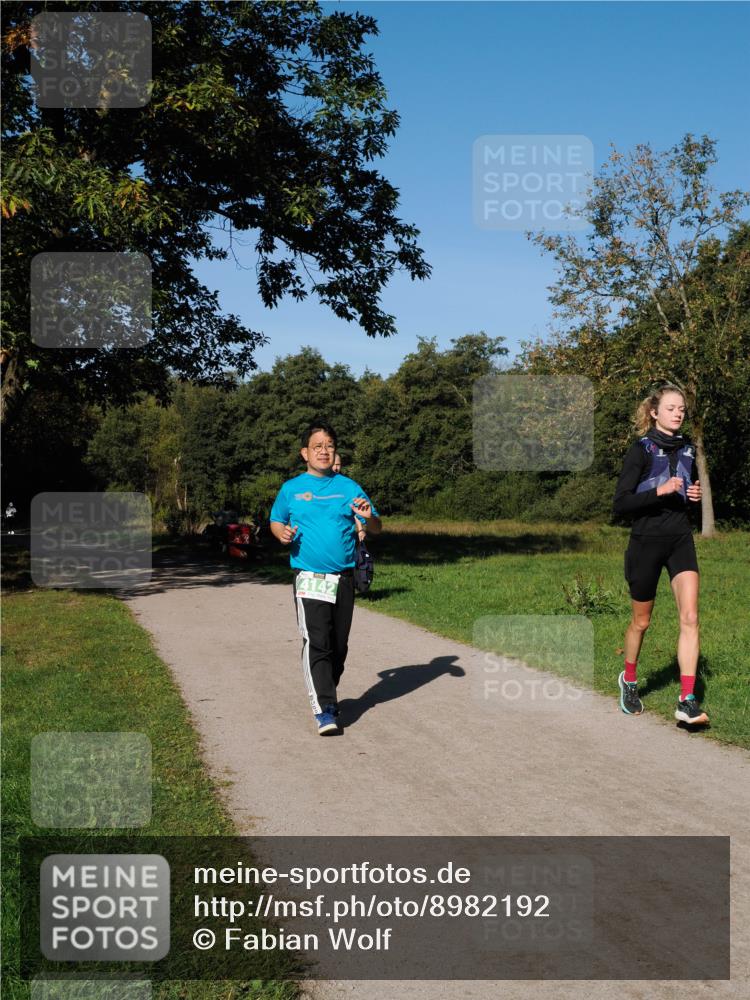 28.09.2025 - 33. Volkslauf durch das schöne Alstertal Fabian Wolf http://msf.ph/oto/8982192 28.09.2025 10:42:19 Laufen 4142 meine-sportfotos.de