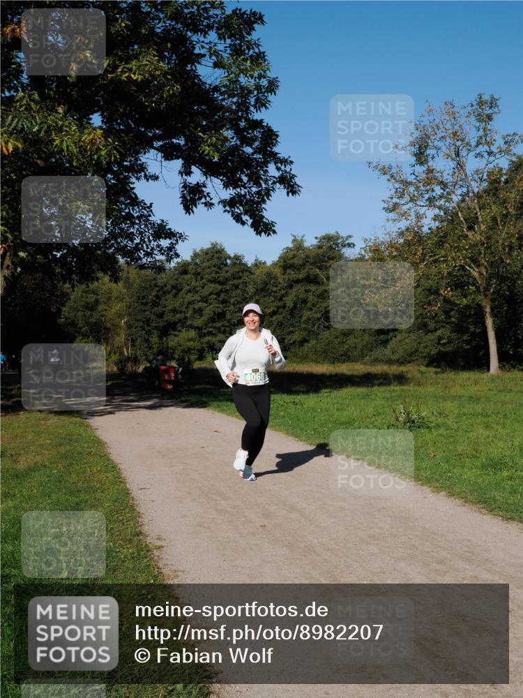 28.09.2025 - 33. Volkslauf durch das schöne Alstertal Fabian Wolf http://msf.ph/oto/8982207 28.09.2025 10:42:41 Laufen 4068 meine-sportfotos.de