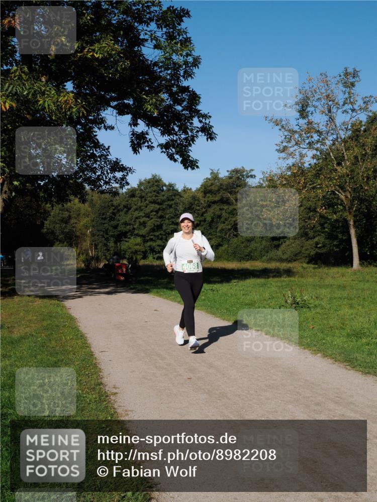 28.09.2025 - 33. Volkslauf durch das schöne Alstertal Fabian Wolf http://msf.ph/oto/8982208 28.09.2025 10:42:41 Laufen 4068 meine-sportfotos.de