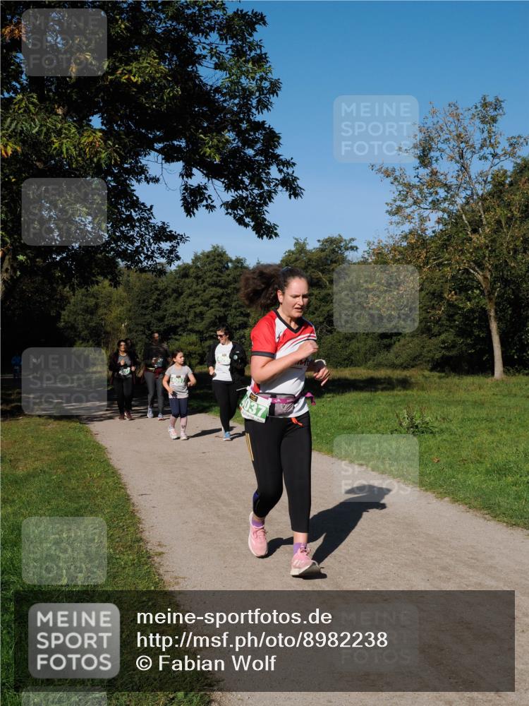 28.09.2025 - 33. Volkslauf durch das schöne Alstertal Fabian Wolf http://msf.ph/oto/8982238 28.09.2025 10:42:54 Laufen 037 meine-sportfotos.de