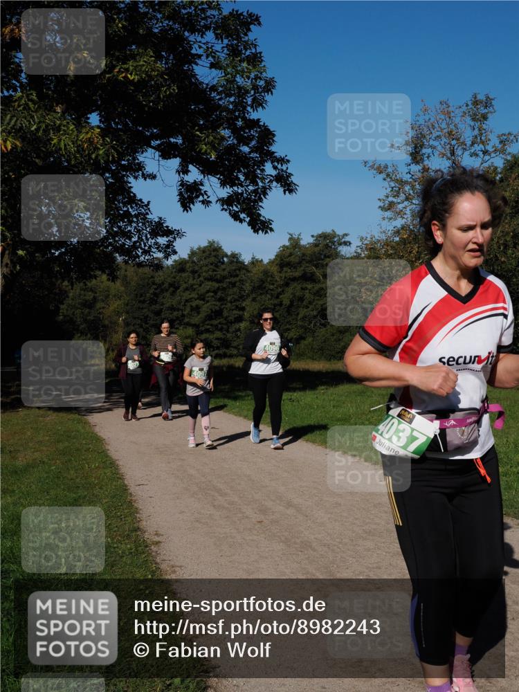 28.09.2025 - 33. Volkslauf durch das schöne Alstertal Fabian Wolf http://msf.ph/oto/8982243 28.09.2025 10:42:55 Laufen 4091, 4096, 4037 meine-sportfotos.de