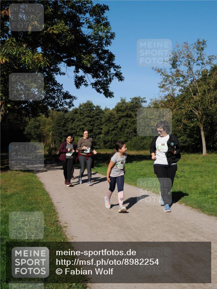 28.09.2025 - 33. Volkslauf durch das schöne Alstertal Fabian Wolf http://msf.ph/oto/8982254 28.09.2025 10:42:57 Laufen 409, 4096 meine-sportfotos.de