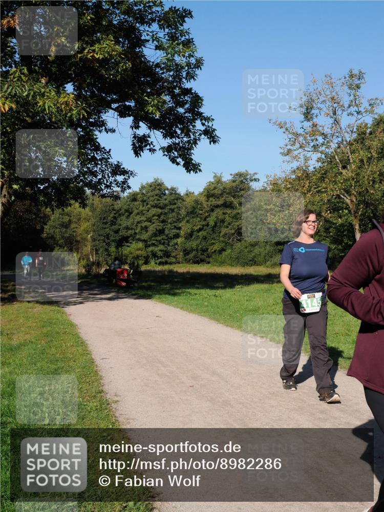 28.09.2025 - 33. Volkslauf durch das schöne Alstertal Fabian Wolf http://msf.ph/oto/8982286 28.09.2025 10:43:02 Laufen 4145 meine-sportfotos.de