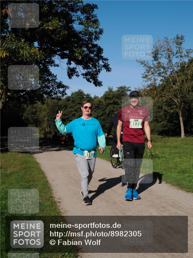 28.09.2025 - 33. Volkslauf durch das schöne Alstertal Fabian Wolf http://msf.ph/oto/8982305 28.09.2025 10:43:21 Laufen 19, 4172, 4143 meine-sportfotos.de