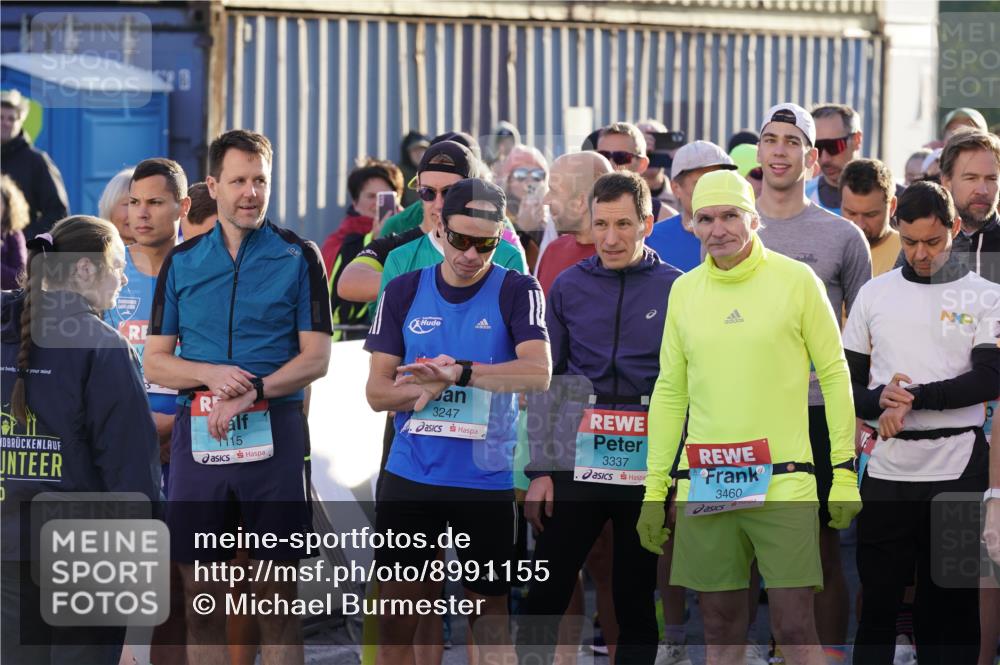 03.10.2025 - Köhlbrandbrückenlauf Michael Burmester http://msf.ph/oto/8991155 03.10.2025 08:59:55 Ziel  meine-sportfotos.de