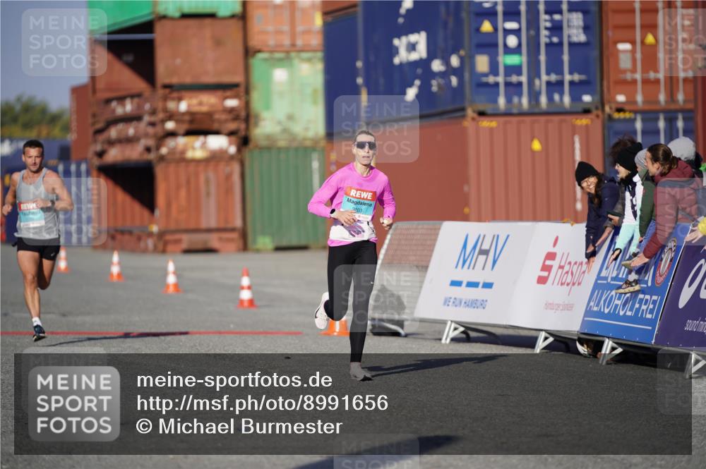 03.10.2025 - Köhlbrandbrückenlauf Michael Burmester http://msf.ph/oto/8991656 03.10.2025 09:49:17 Ziel 3203 meine-sportfotos.de