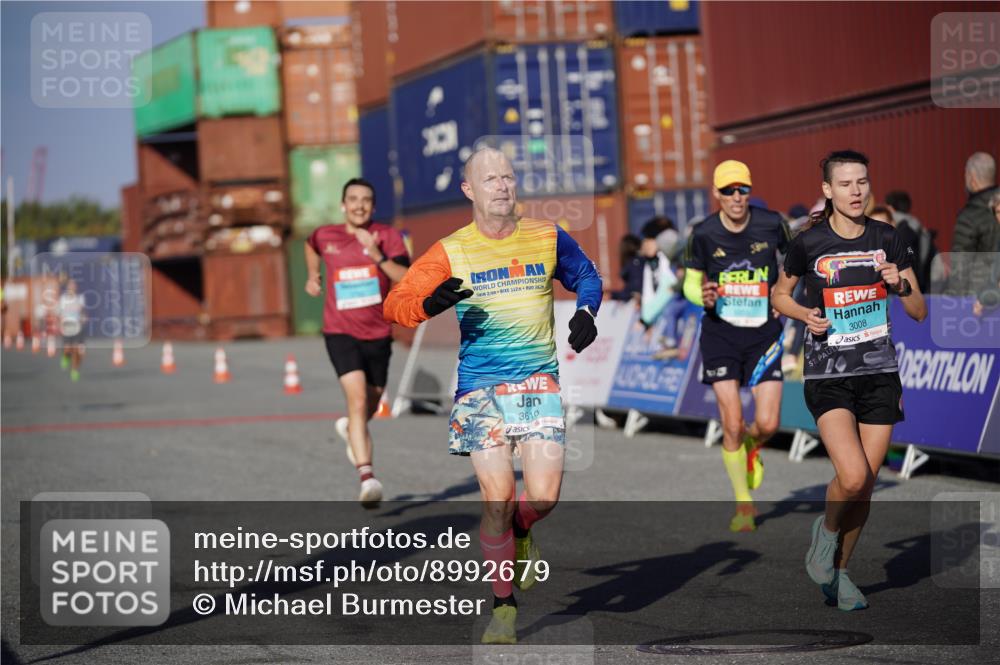 03.10.2025 - Köhlbrandbrückenlauf Michael Burmester http://msf.ph/oto/8992679 03.10.2025 09:52:34 Ziel 1019, 1055, 2792, 3008, 3610 meine-sportfotos.de