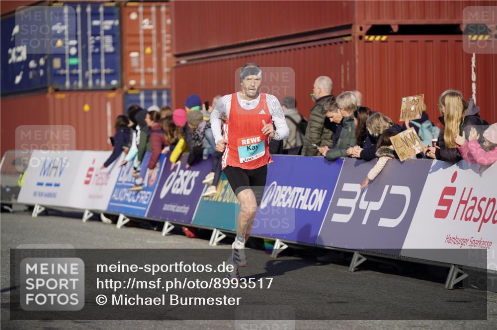 03.10.2025 - Köhlbrandbrückenlauf Michael Burmester http://msf.ph/oto/8993517 03.10.2025 09:54:49 Ziel 1268, 2961, 3193, 3376, 3527, 3609 meine-sportfotos.de