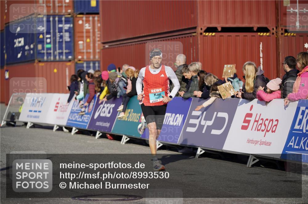 03.10.2025 - Köhlbrandbrückenlauf Michael Burmester http://msf.ph/oto/8993530 03.10.2025 09:54:49 Ziel 1268, 2961, 3193, 3376, 3527, 3609 meine-sportfotos.de
