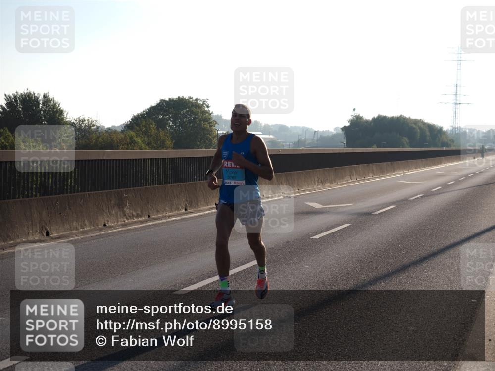 03.10.2025 - Köhlbrandbrückenlauf Fabian Wolf http://msf.ph/oto/8995158 03.10.2025 09:10:08 Position 3 3769 meine-sportfotos.de