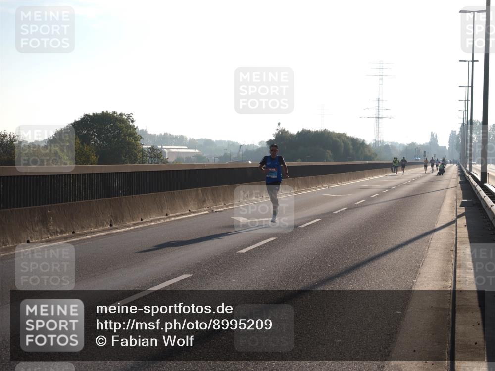 03.10.2025 - Köhlbrandbrückenlauf Fabian Wolf http://msf.ph/oto/8995209 03.10.2025 09:10:41 Position 3  meine-sportfotos.de