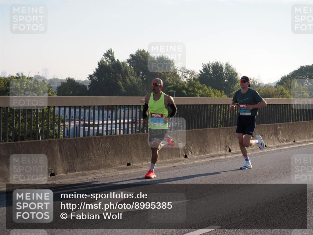 03.10.2025 - Köhlbrandbrückenlauf Fabian Wolf http://msf.ph/oto/8995385 03.10.2025 09:11:01 Position 3 1008 meine-sportfotos.de