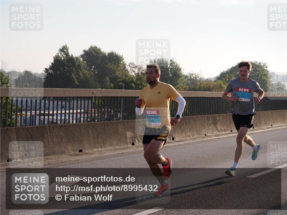 03.10.2025 - Köhlbrandbrückenlauf Fabian Wolf http://msf.ph/oto/8995432 03.10.2025 09:11:04 Position 3 3590, 3782 meine-sportfotos.de