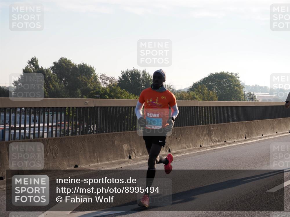 03.10.2025 - Köhlbrandbrückenlauf Fabian Wolf http://msf.ph/oto/8995494 03.10.2025 09:11:12 Position 3 3714 meine-sportfotos.de