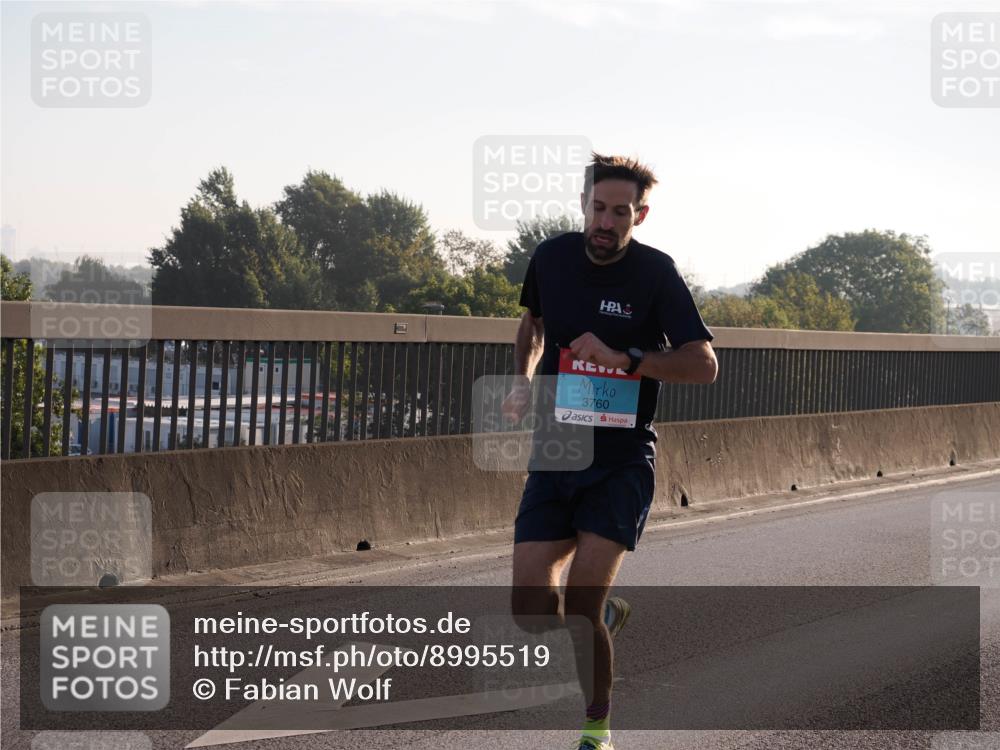 03.10.2025 - Köhlbrandbrückenlauf Fabian Wolf http://msf.ph/oto/8995519 03.10.2025 09:11:13 Position 3 3760 meine-sportfotos.de