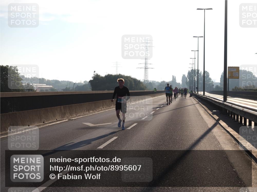 03.10.2025 - Köhlbrandbrückenlauf Fabian Wolf http://msf.ph/oto/8995607 03.10.2025 09:11:48 Position 3  meine-sportfotos.de