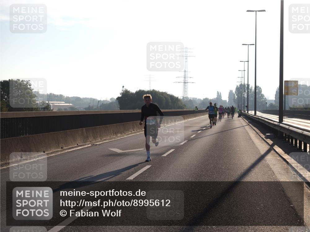 03.10.2025 - Köhlbrandbrückenlauf Fabian Wolf http://msf.ph/oto/8995612 03.10.2025 09:11:48 Position 3  meine-sportfotos.de