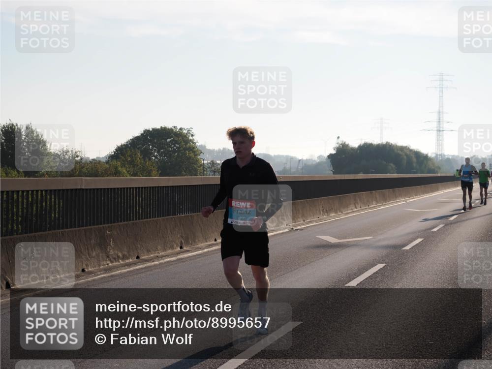 03.10.2025 - Köhlbrandbrückenlauf Fabian Wolf http://msf.ph/oto/8995657 03.10.2025 09:11:50 Position 3 3127 meine-sportfotos.de