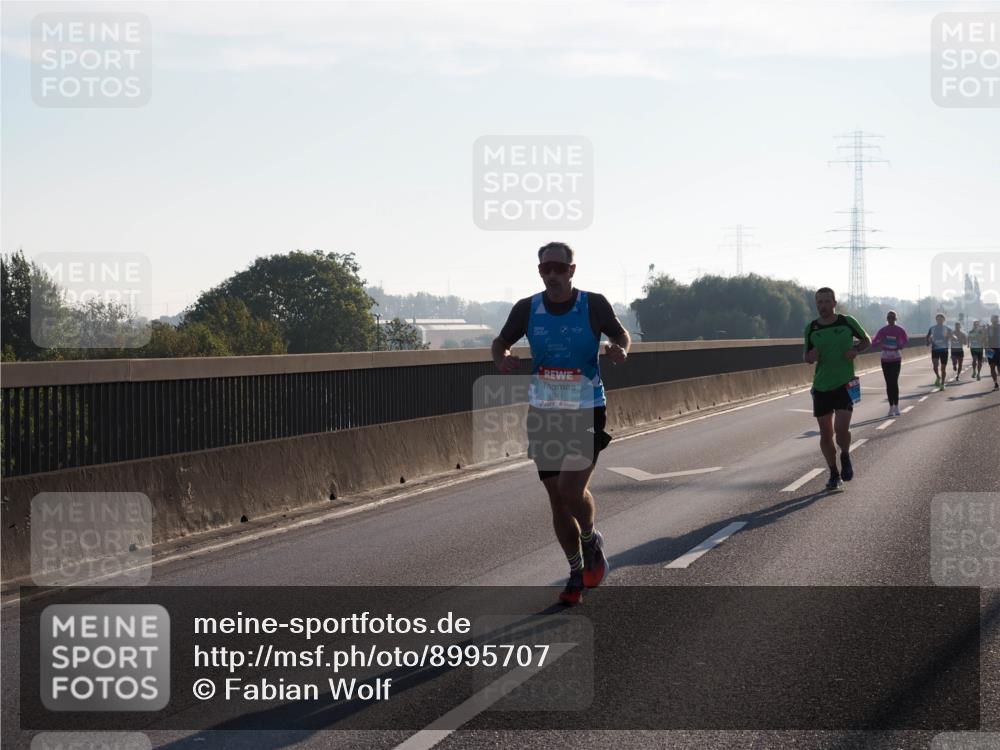 03.10.2025 - Köhlbrandbrückenlauf Fabian Wolf http://msf.ph/oto/8995707 03.10.2025 09:11:56 Position 3 7, 1041 meine-sportfotos.de