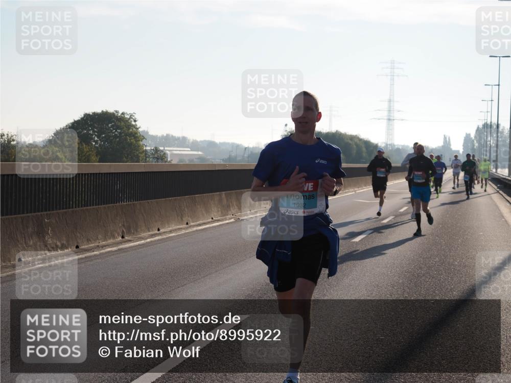 03.10.2025 - Köhlbrandbrückenlauf Fabian Wolf http://msf.ph/oto/8995922 03.10.2025 09:12:12 Position 3 1032 meine-sportfotos.de