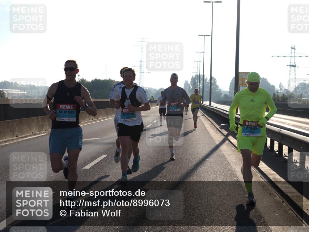 03.10.2025 - Köhlbrandbrückenlauf Fabian Wolf http://msf.ph/oto/8996073 03.10.2025 09:12:23 Position 3 1017, 3153, 1174, 3460 meine-sportfotos.de