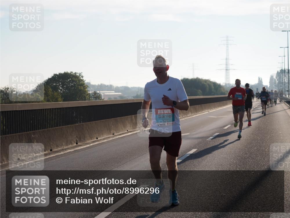 03.10.2025 - Köhlbrandbrückenlauf Fabian Wolf http://msf.ph/oto/8996296 03.10.2025 09:12:48 Position 3 3086 meine-sportfotos.de