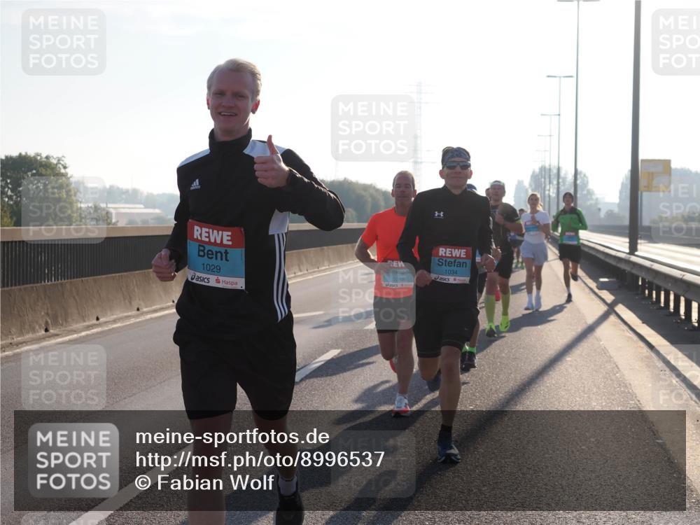03.10.2025 - Köhlbrandbrückenlauf Fabian Wolf http://msf.ph/oto/8996537 03.10.2025 09:13:06 Position 3 1029, 1012, 1034 meine-sportfotos.de