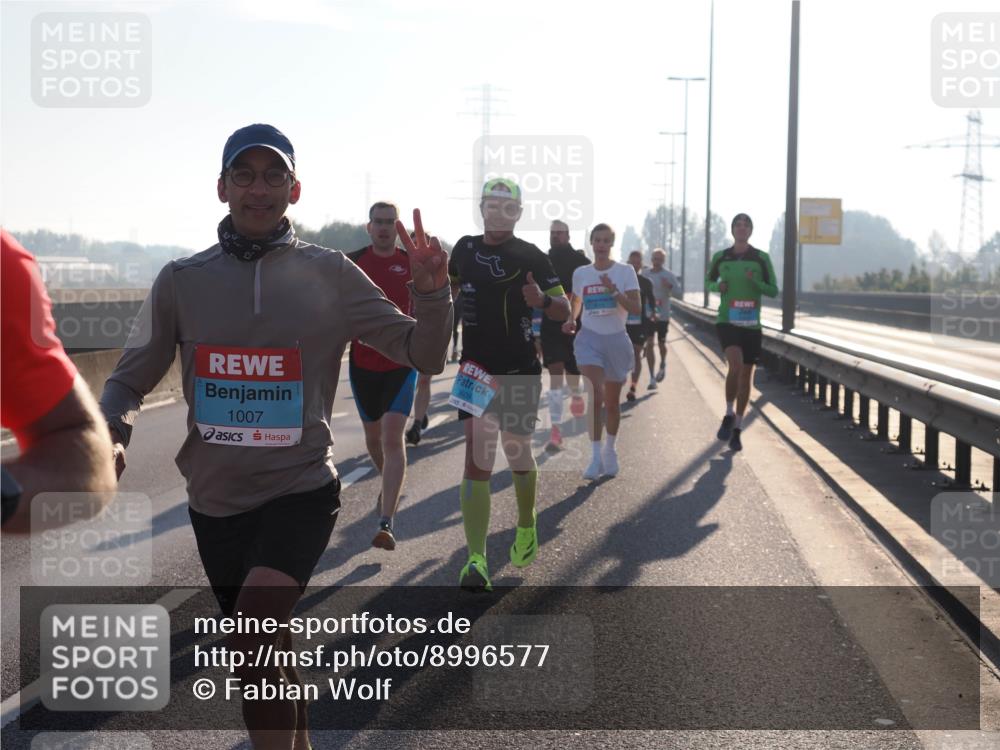 03.10.2025 - Köhlbrandbrückenlauf Fabian Wolf http://msf.ph/oto/8996577 03.10.2025 09:13:08 Position 3 1007, 3609 meine-sportfotos.de