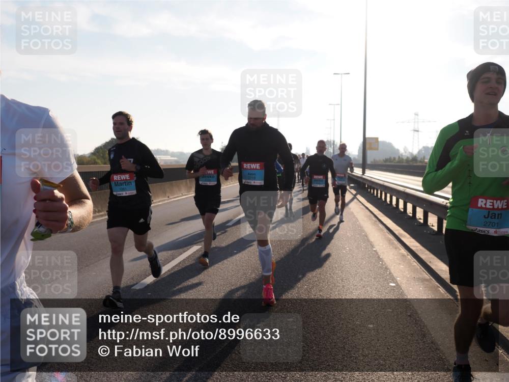 03.10.2025 - Köhlbrandbrückenlauf Fabian Wolf http://msf.ph/oto/8996633 03.10.2025 09:13:11 Position 3 3718, 1061, 2701 meine-sportfotos.de