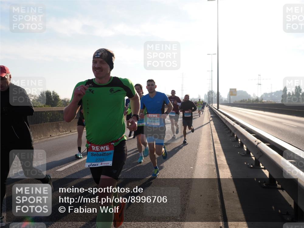 03.10.2025 - Köhlbrandbrückenlauf Fabian Wolf http://msf.ph/oto/8996706 03.10.2025 09:13:19 Position 3 2703, 1023 meine-sportfotos.de
