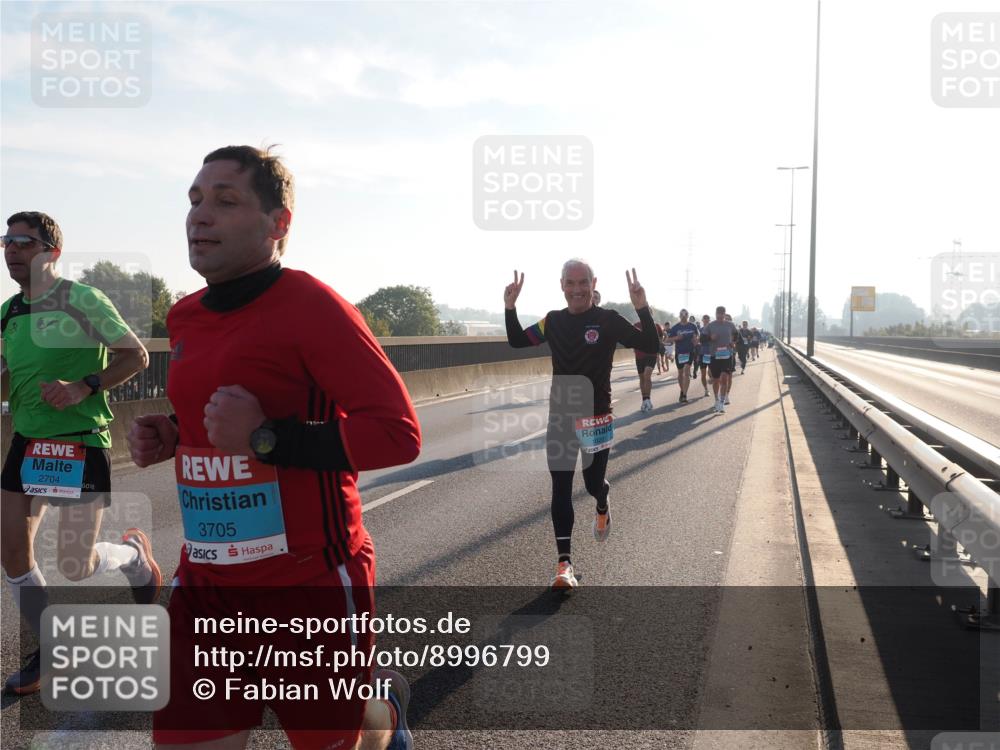 03.10.2025 - Köhlbrandbrückenlauf Fabian Wolf http://msf.ph/oto/8996799 03.10.2025 09:13:30 Position 3 2704, 3705 meine-sportfotos.de