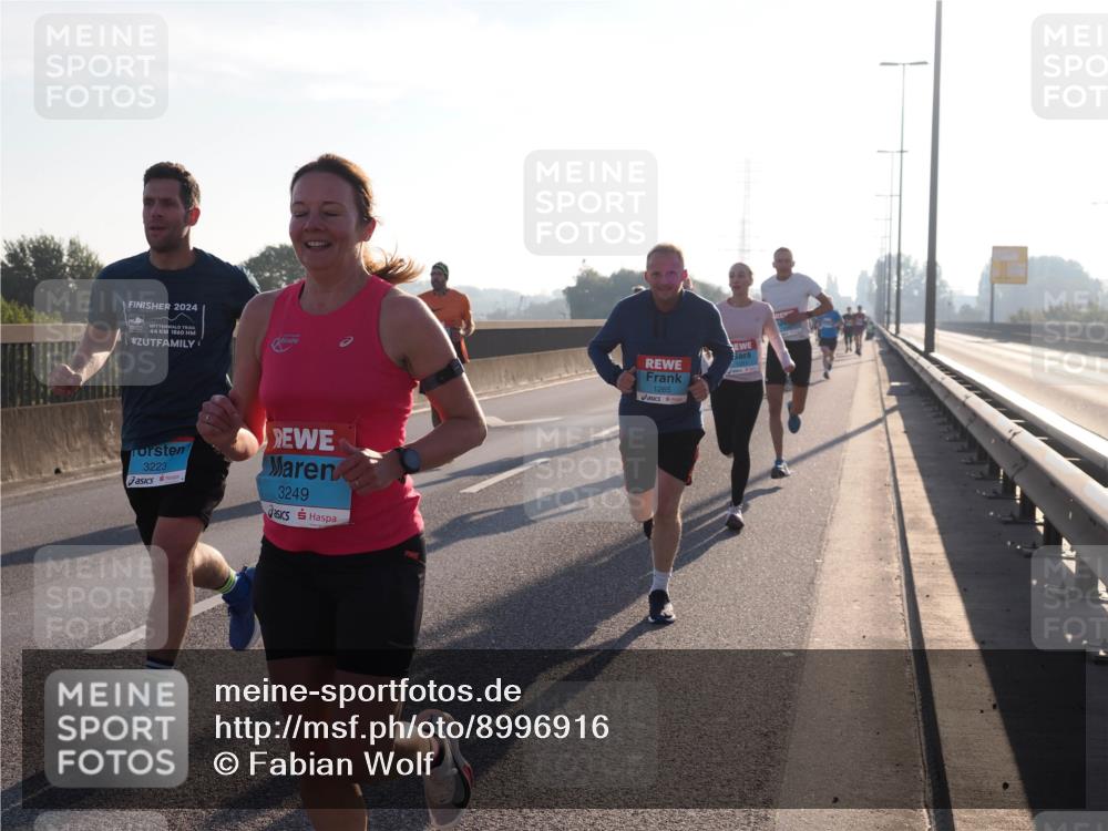 03.10.2025 - Köhlbrandbrückenlauf Fabian Wolf http://msf.ph/oto/8996916 03.10.2025 09:13:43 Position 3 2024, 44, 1860, 3223, 3249, 1265 meine-sportfotos.de