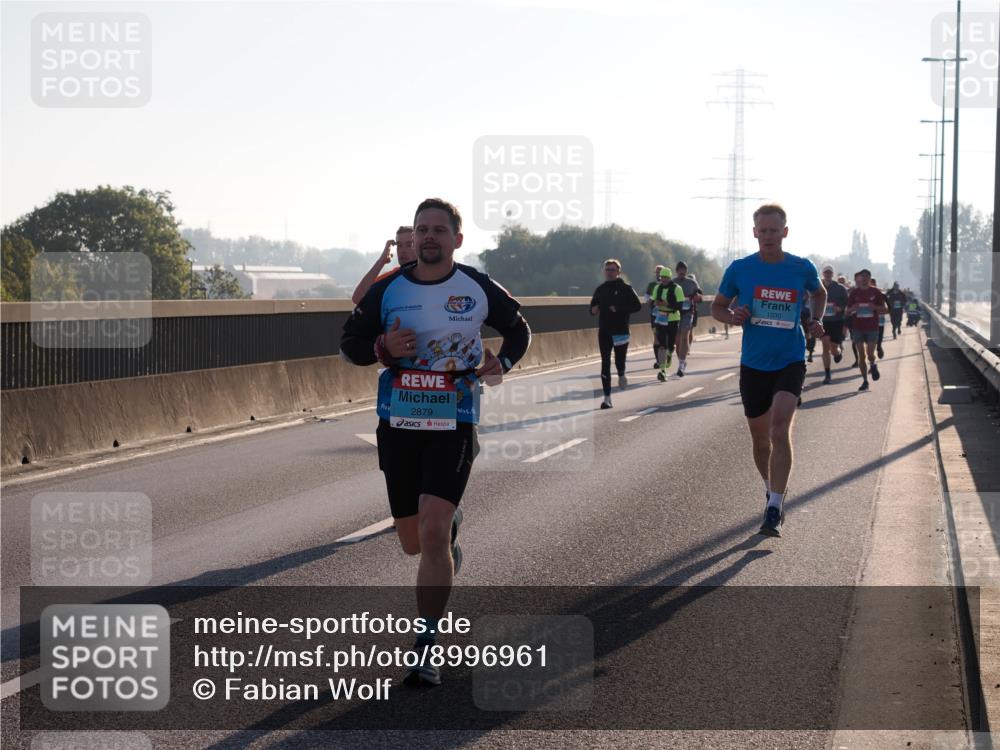 03.10.2025 - Köhlbrandbrückenlauf Fabian Wolf http://msf.ph/oto/8996961 03.10.2025 09:13:49 Position 3 1030, 2879 meine-sportfotos.de