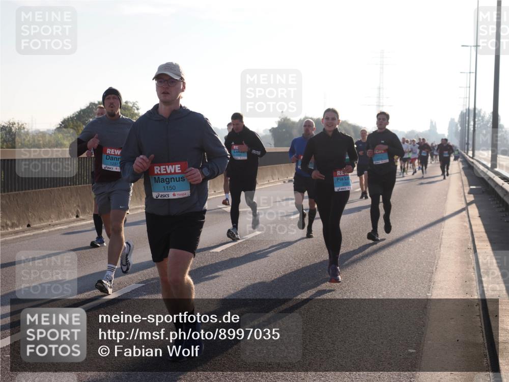 03.10.2025 - Köhlbrandbrückenlauf Fabian Wolf http://msf.ph/oto/8997035 03.10.2025 09:13:57 Position 3 1237, 1150 meine-sportfotos.de