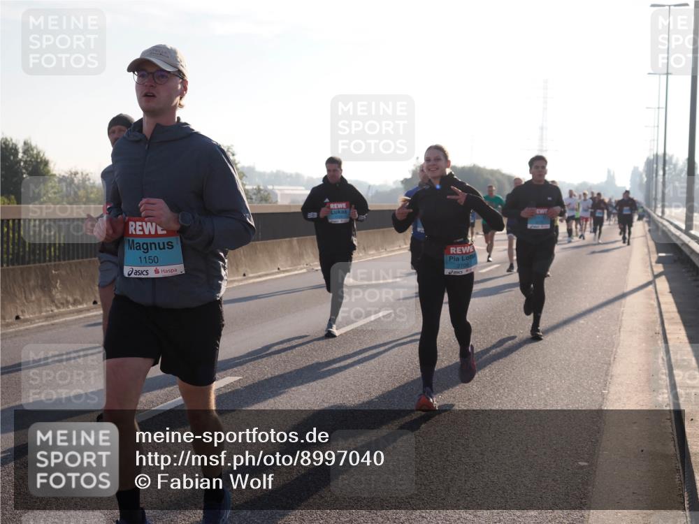 03.10.2025 - Köhlbrandbrückenlauf Fabian Wolf http://msf.ph/oto/8997040 03.10.2025 09:13:58 Position 3 1150, 2708 meine-sportfotos.de