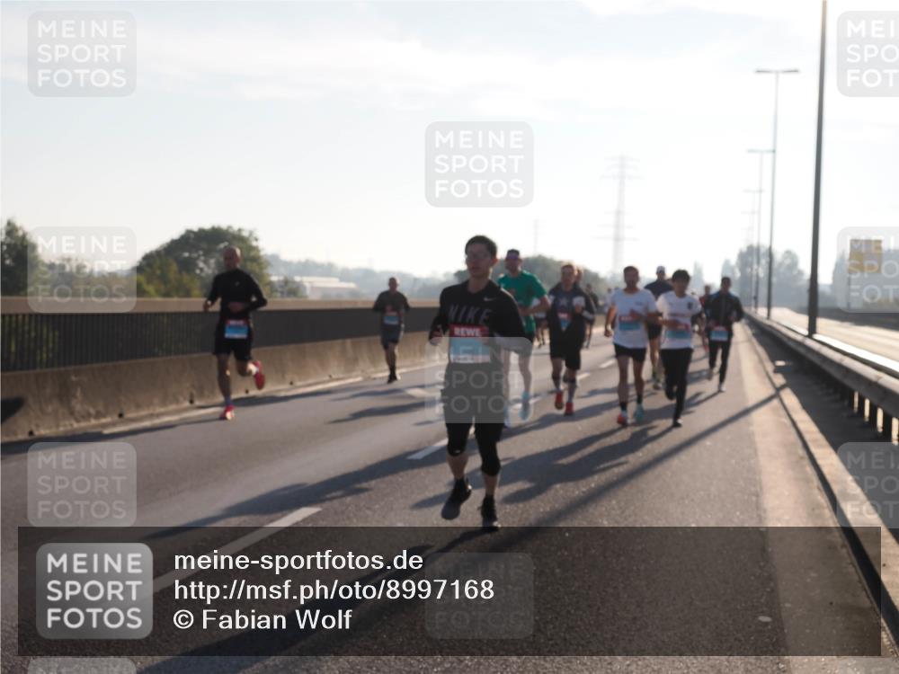 03.10.2025 - Köhlbrandbrückenlauf Fabian Wolf http://msf.ph/oto/8997168 03.10.2025 09:14:17 Position 3  meine-sportfotos.de
