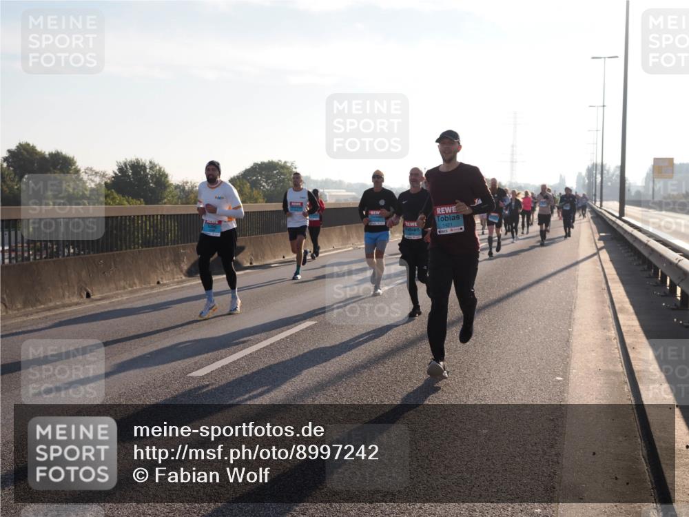 03.10.2025 - Köhlbrandbrückenlauf Fabian Wolf http://msf.ph/oto/8997242 03.10.2025 09:14:29 Position 3 1421 meine-sportfotos.de