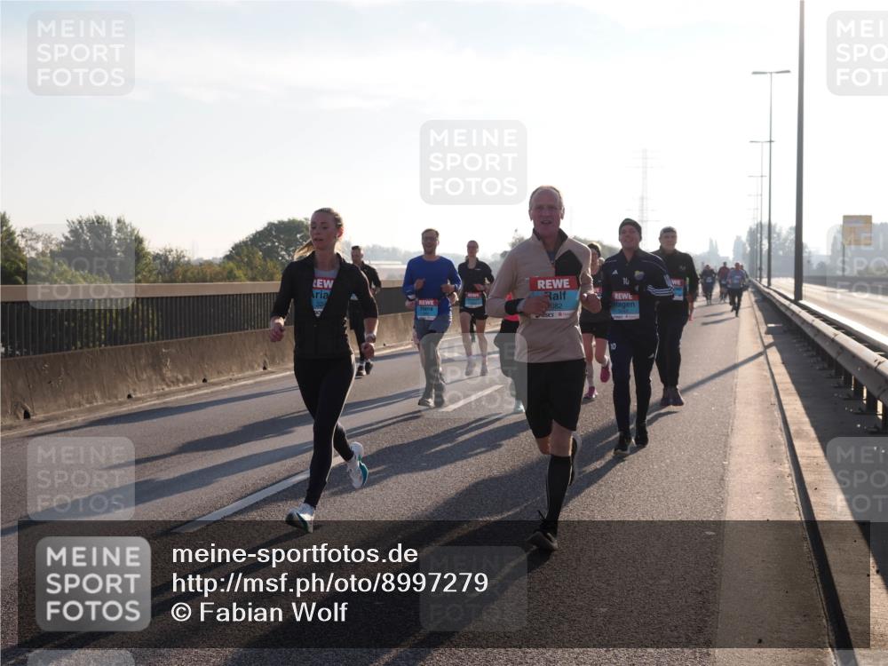 03.10.2025 - Köhlbrandbrückenlauf Fabian Wolf http://msf.ph/oto/8997279 03.10.2025 09:14:35 Position 3 324, 082 meine-sportfotos.de