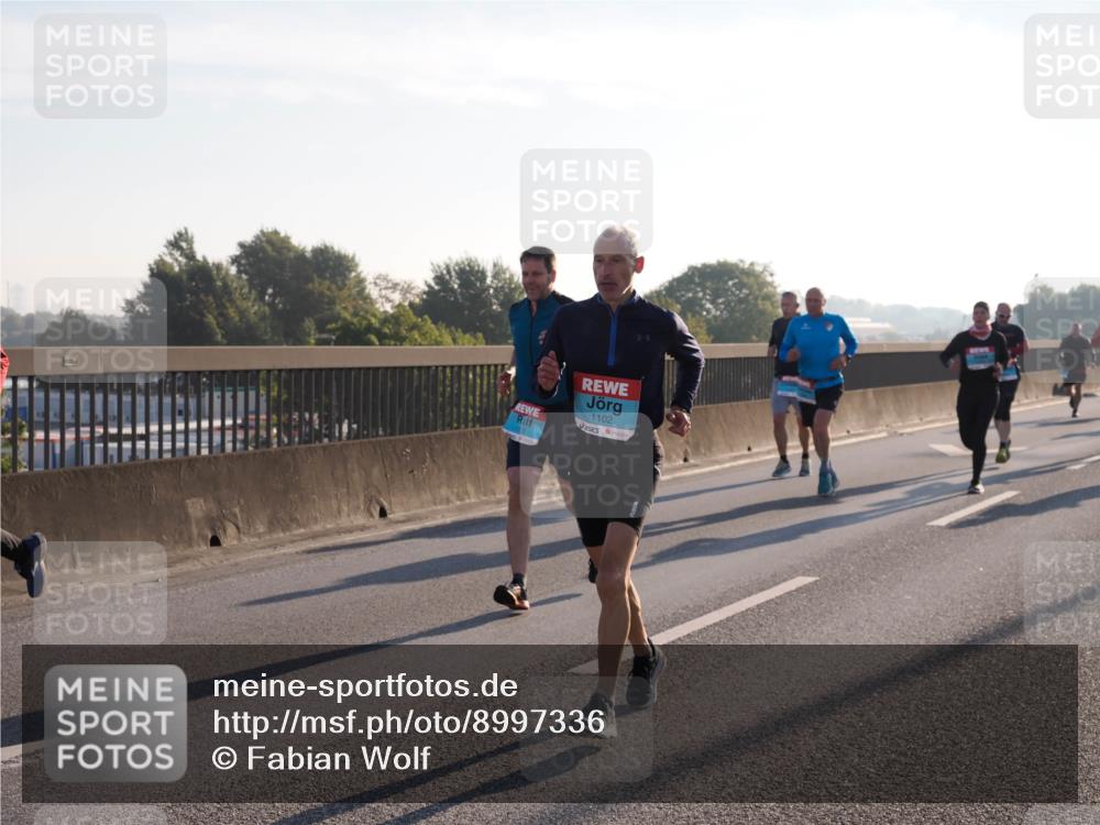 03.10.2025 - Köhlbrandbrückenlauf Fabian Wolf http://msf.ph/oto/8997336 03.10.2025 09:14:40 Position 3 1102 meine-sportfotos.de