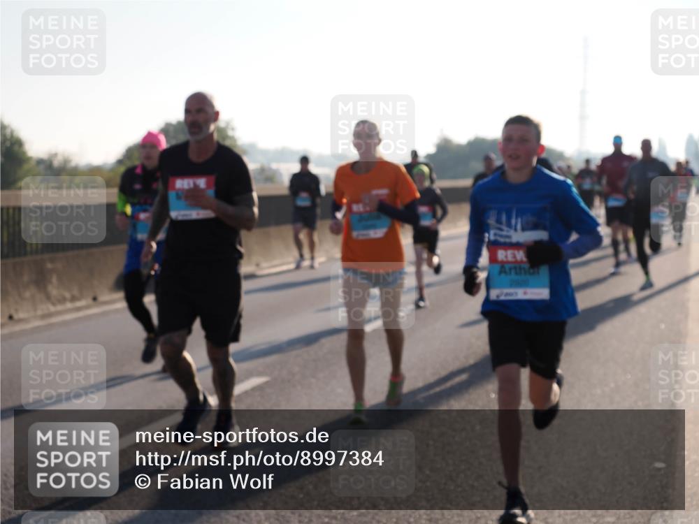 03.10.2025 - Köhlbrandbrückenlauf Fabian Wolf http://msf.ph/oto/8997384 03.10.2025 09:14:47 Position 3 2920 meine-sportfotos.de